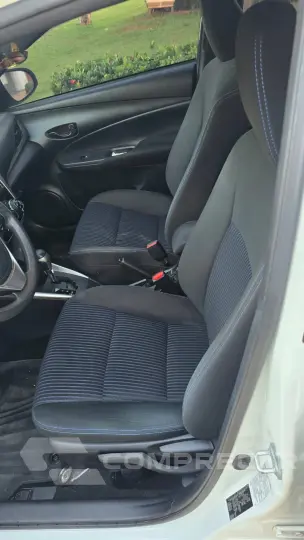 YARIS 1.3 16V XL