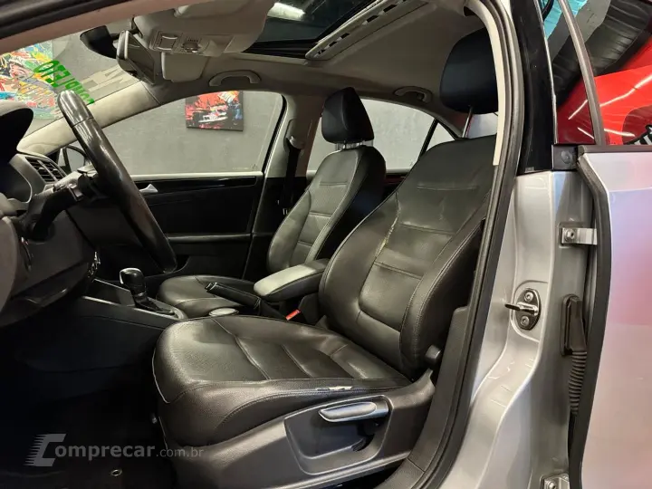 Jetta 2.0 Comfortline Flex 4P Tiptronic