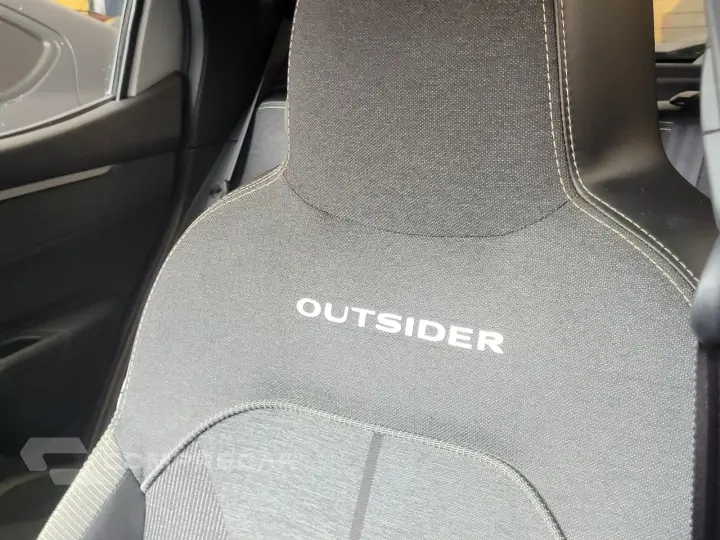 Kwid KWID OUTSIDER 1.0 Flex 12V 5p Mec.