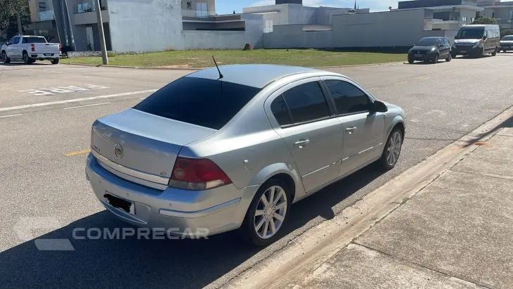 VECTRA 2.0 MPFI Elite 8V