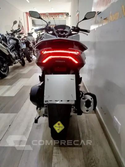 PCX 160