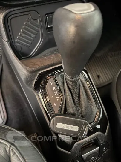 Renegade 1.8 16V 4P LIMITED FLEX AUTOMÁTICO