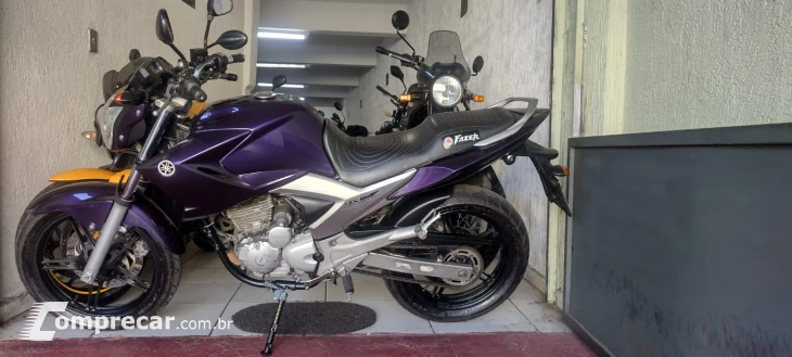 Fazer 250