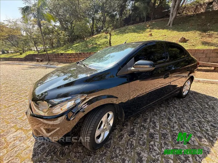 PRISMA 1.4 MPFI LT 8V FLEX 4P MANUAL
