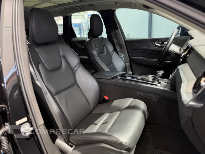 XC 60 T-5 MOMENTUM 2.0 254cv AWD 5p