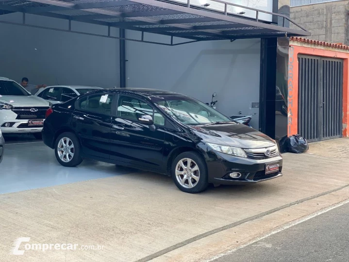 Civic Sedan EXS 1.8/1.8 Flex 16V Aut. 4p