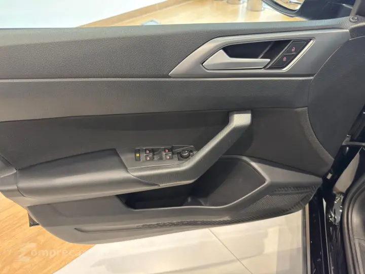 Nivus 1.0 4P FLEX 200 TSI COMFORTLINE AUTOMÁTICO