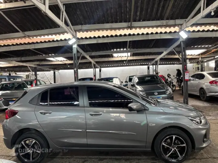 ONIX 1.0 TURBO AT HB