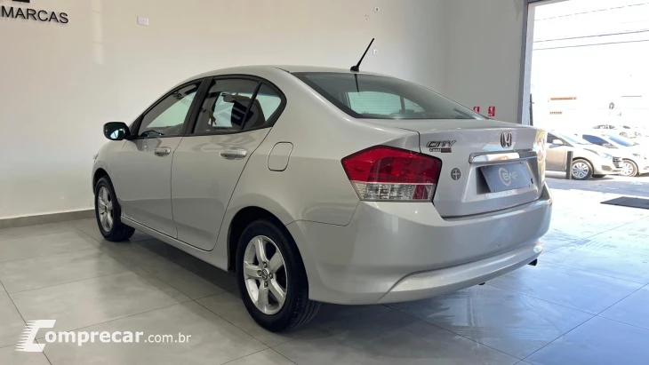 CITY Sedan LX 1.5 Flex 16V 4p Aut.