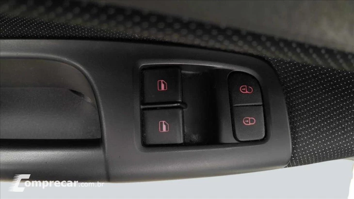 VOYAGE 1.0 12V MPI TOTALFLEX 4P MANUAL