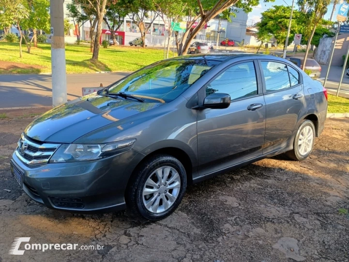 CITY 1.5 LX Sedan 16V
