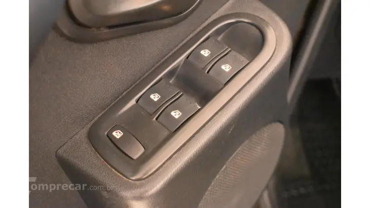 DUSTER - 1.6 4X2 16V 4P MANUAL