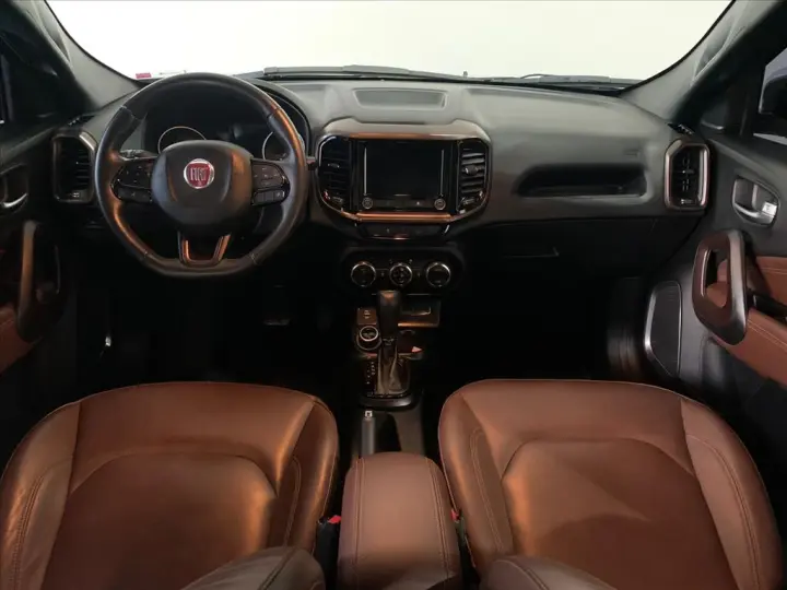 TORO 2.0 16V TURBO DIESEL RANCH 4WD AT9