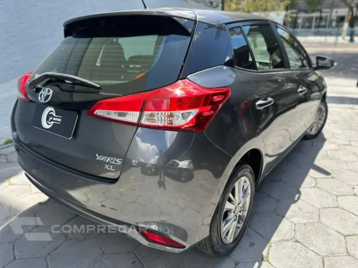 YARIS 1.5 16V FLEX XLS CONNECT MULTIDRIVE