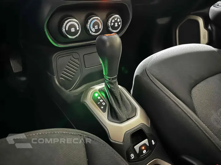 RENEGADE 1.8 16V FLEX 4P AUTOMÁTICO