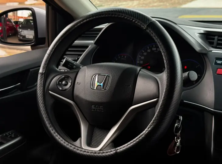 CITY 1.5 LX Sedan 16V