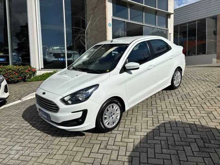 ka sedan Se Plus automático