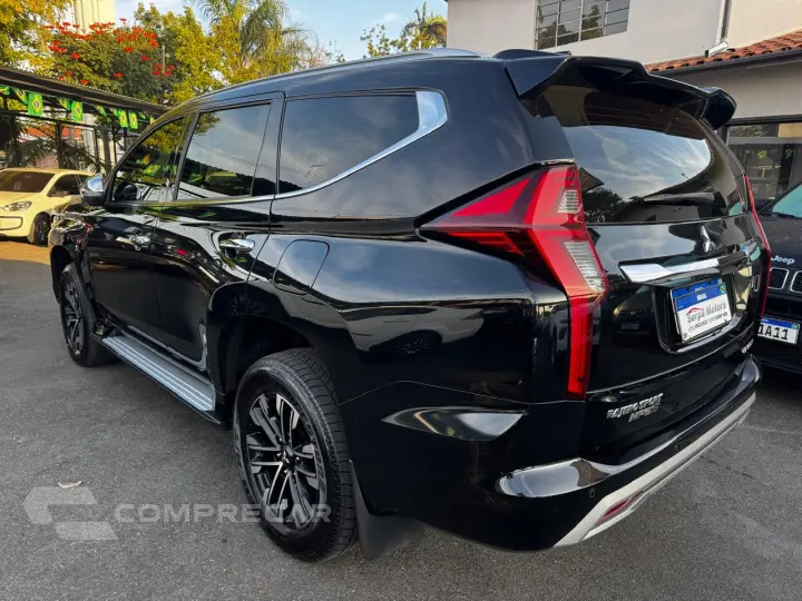 Pajero Sport 	2.4 16V 4P HPE-S AWD TURBO DIESEL AUTOMÁTICO