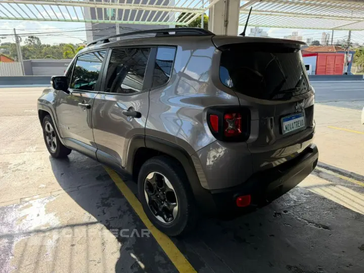 Renegade Sport 1.8 4x2 Flex 16V Mec.
