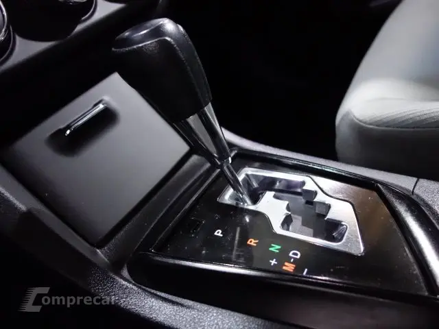 COROLLA - 1.8 GLI 16V 4P AUTOMÁTICO