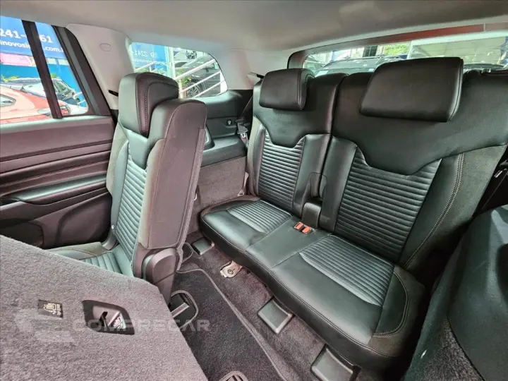 COMMANDER 1.3 T270 TURBO FLEX LONGITUDE AT6