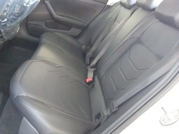 VIRTUS 1.0 200 TSI COMFORTLINE AUTOMÁTICO