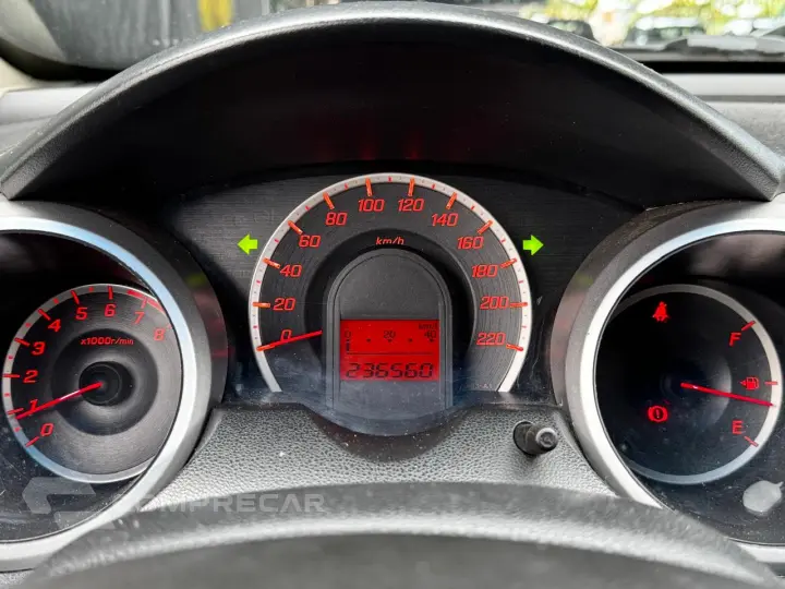 FIT 1.4 LX 16V