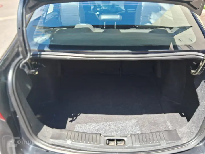 FIESTA 1.6 SE Plus Sedan 16V