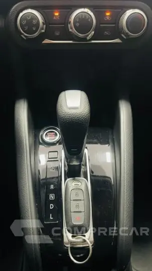 KICKS ADVANCE CVT