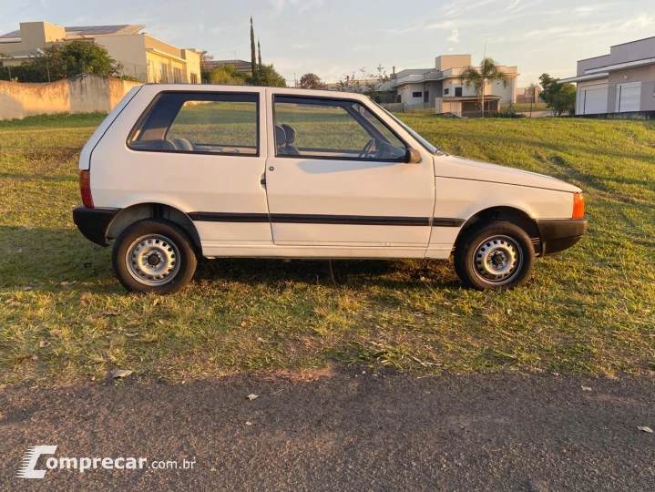 UNO 1.0 Mille 8V