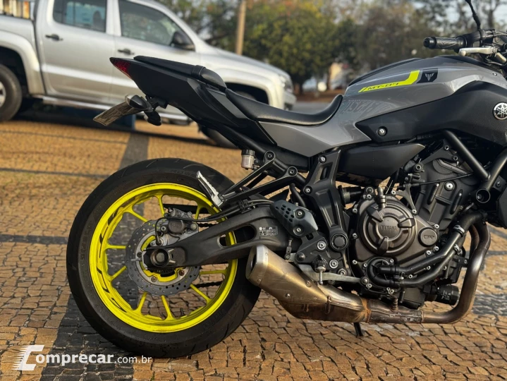MT-07 ABS