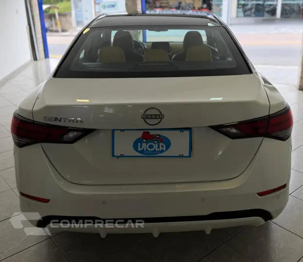Sentra Exclu. Int. Premium 2.0 16V Aut.