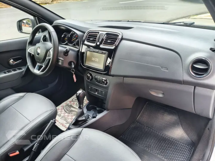 Stepway 1.6 16V 4P FLEX ICONIC X-TONIC AUTOMÁTICO CVT