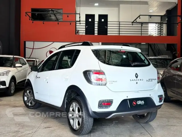 SANDERO - 1.6 STEPWAY 8V 4P MANUAL