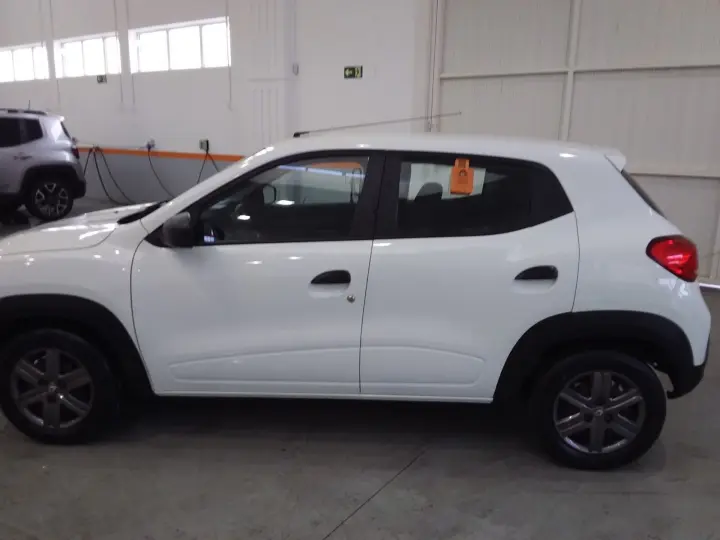 KWID 1.0 12V SCE FLEX ZEN MANUAL