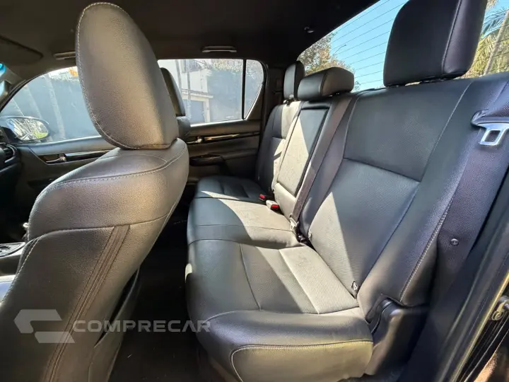 HILUX 2.8 D-4d Turbo CD SRX 4X4