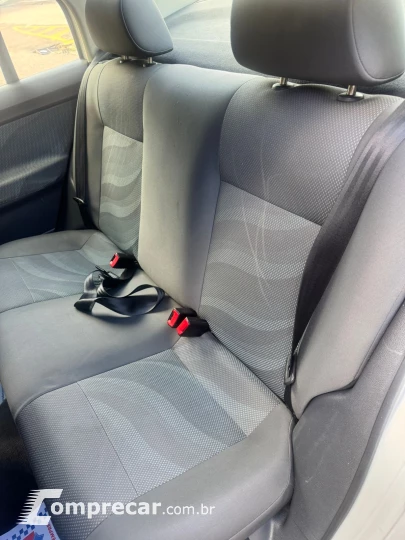 POLO SEDAN 1.6 MI Comfortline 8V