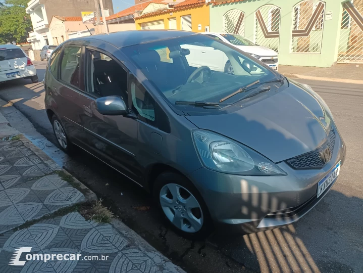 FIT 1.4 LX 16V