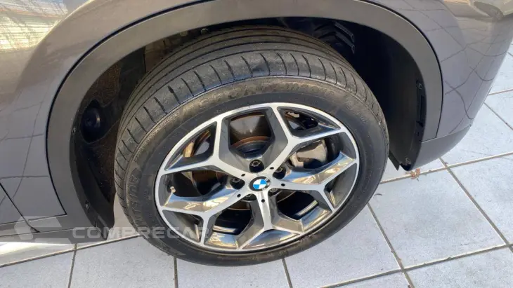 BMW X1 2.0 16V TURBO SDRIVE20I 4P