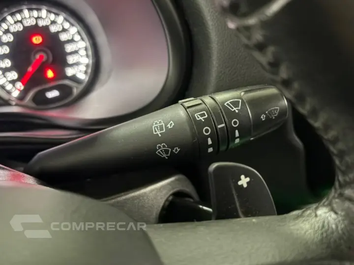 RENEGADE 1.8 16V FLEX LONGITUDE 4P AUTOMÁTICO