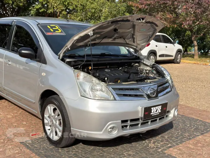 LIVINA 1.8 S 16V