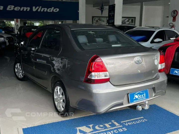 ETIOS X Plus Sedan 1.5 Flex 16V 4p Aut.