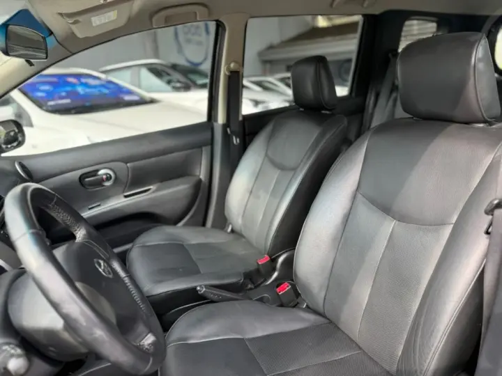 LIVINA X-GEAR SL/X-GEAR 1.8 Flex F. Aut.