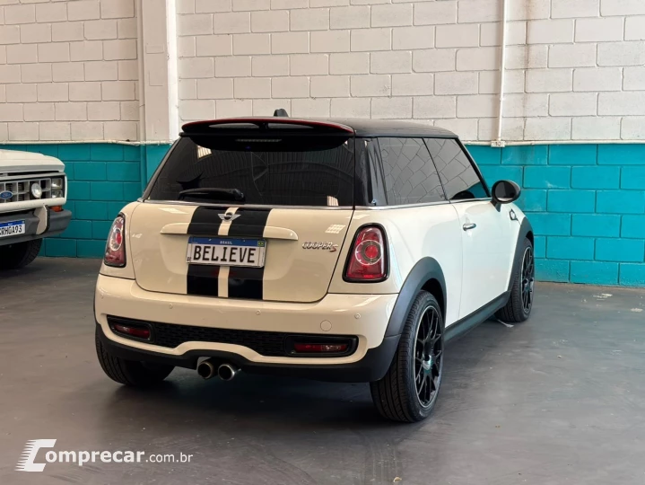 COOPER 1.6 S 16V TURBO GASOLINA 2P AUTOMÁTICO