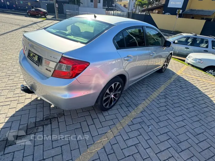 Civic LXR 2.0