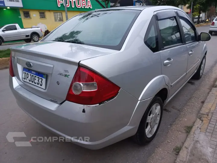 Fiesta sedan 1.6