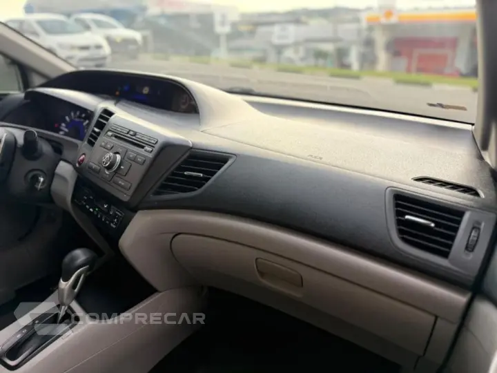 Civic Sedan LXR 2.0 Flexone 16V Aut. 4p