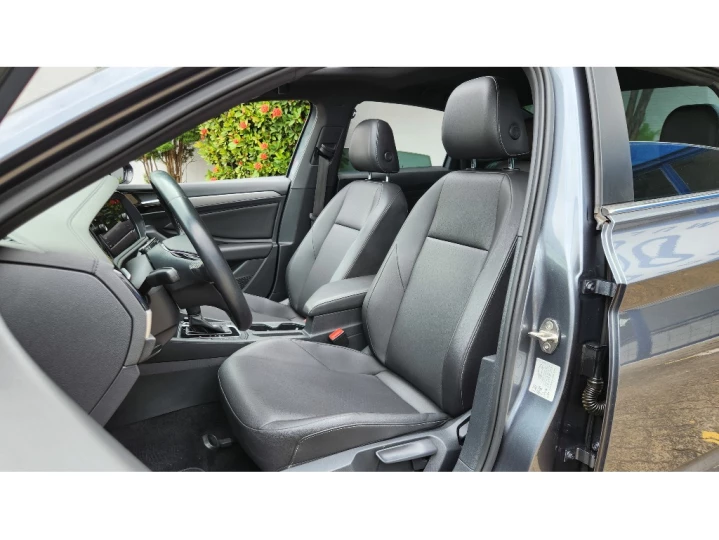 JETTA 1.4 250 TSI TOTAL FLEX R-LINE TIPTRONIC