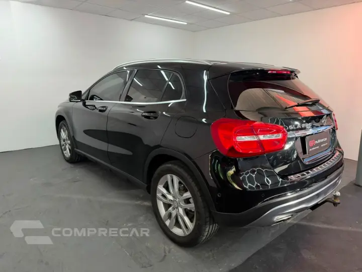 GLA 200 Advance 1.6/1.6 TB 16V Flex Aut.