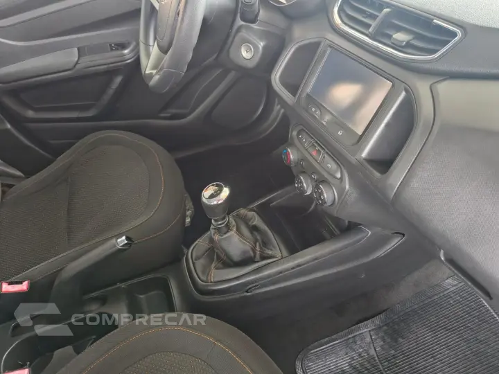 Onix Hatch 1.0 4P FLEX LT LOLLAPALOOZA